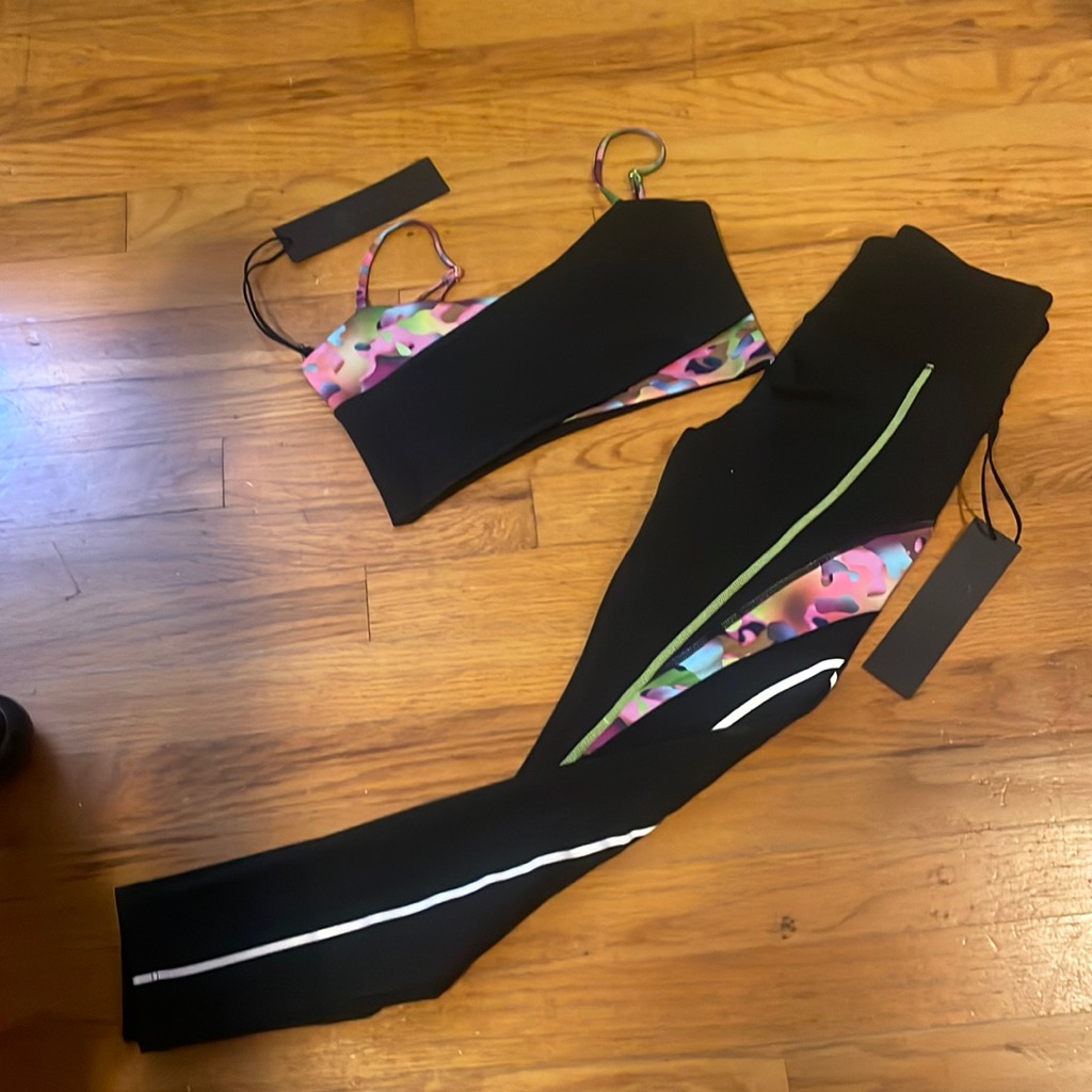 Yoga Set By Noli Yoga